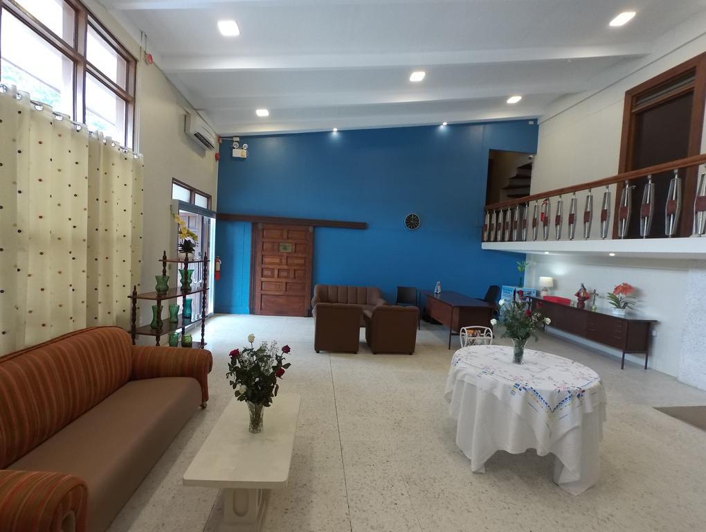 Hotel Residencia Marfel Tacloban Exteriér fotografie